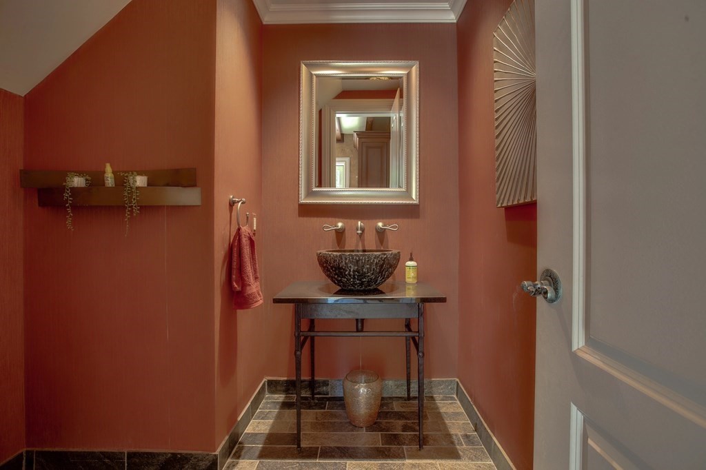 94 Fox Run Road Bolton, MA 01740 - Photo 15 of 42