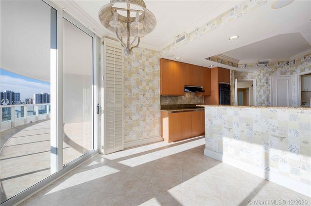 $650,000 | 21050 Northeast 38th Avenue, Unit 1606, Aventura, FL 33180