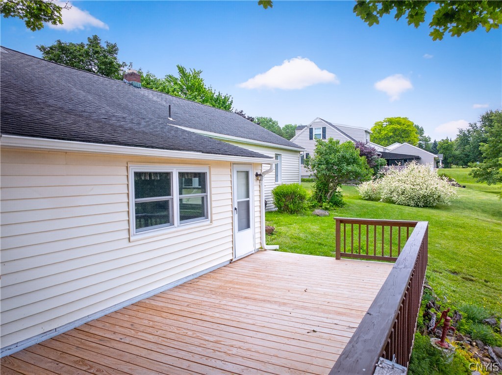 514 Higby Road New Hartford, NY 13413 - Photo 13 of 46