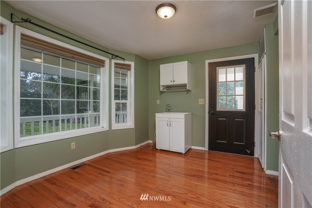 5716 Churchill Road Southeast Tenino, WA 98589 - Photo 15 of 39 Gallery Image 15