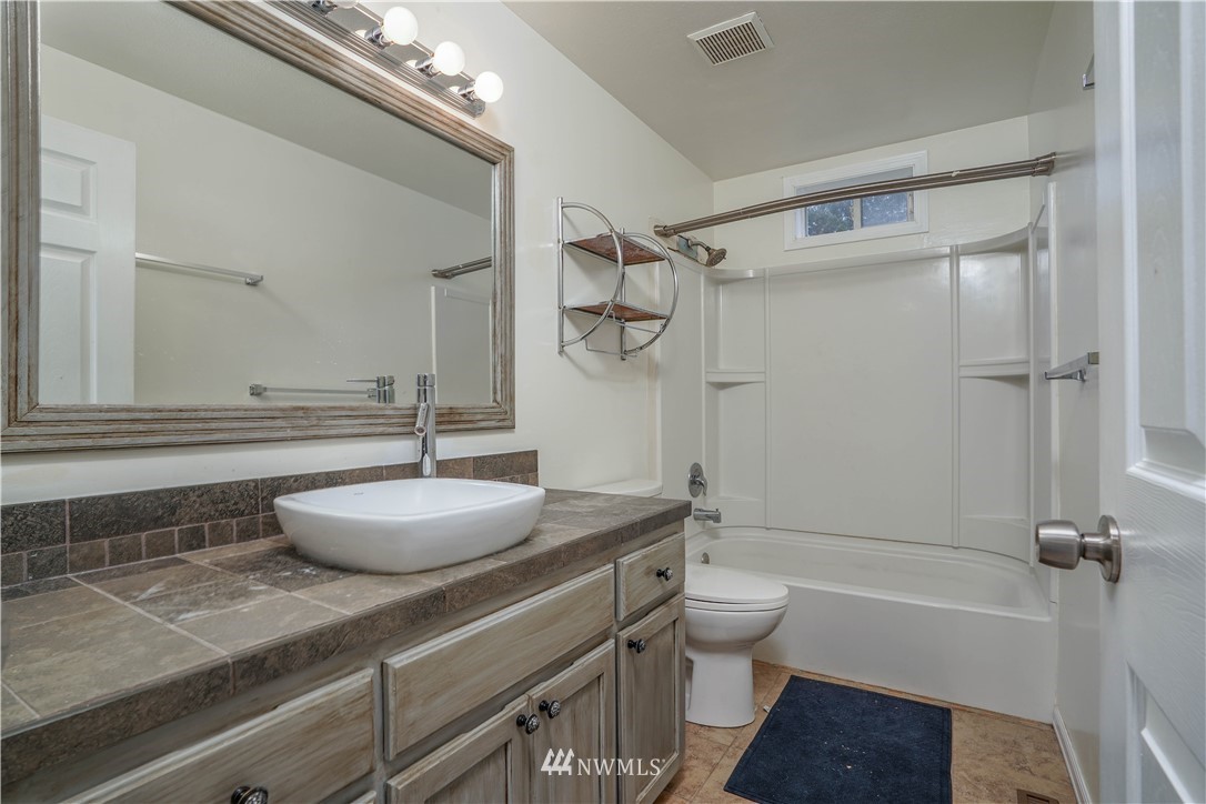 5716 Churchill Road Southeast Tenino, WA 98589 - Photo 24 of 39 Gallery Image 24
