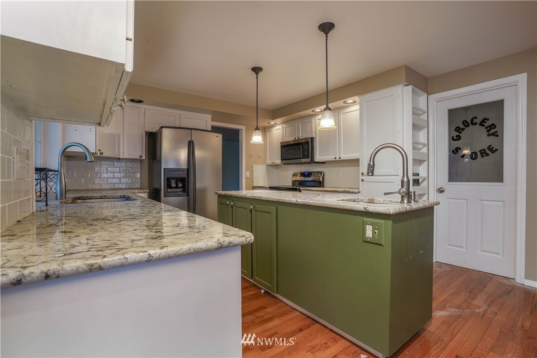 5716 Churchill Road Southeast Tenino, WA 98589 - Photo 7 of 39 Gallery Image 7