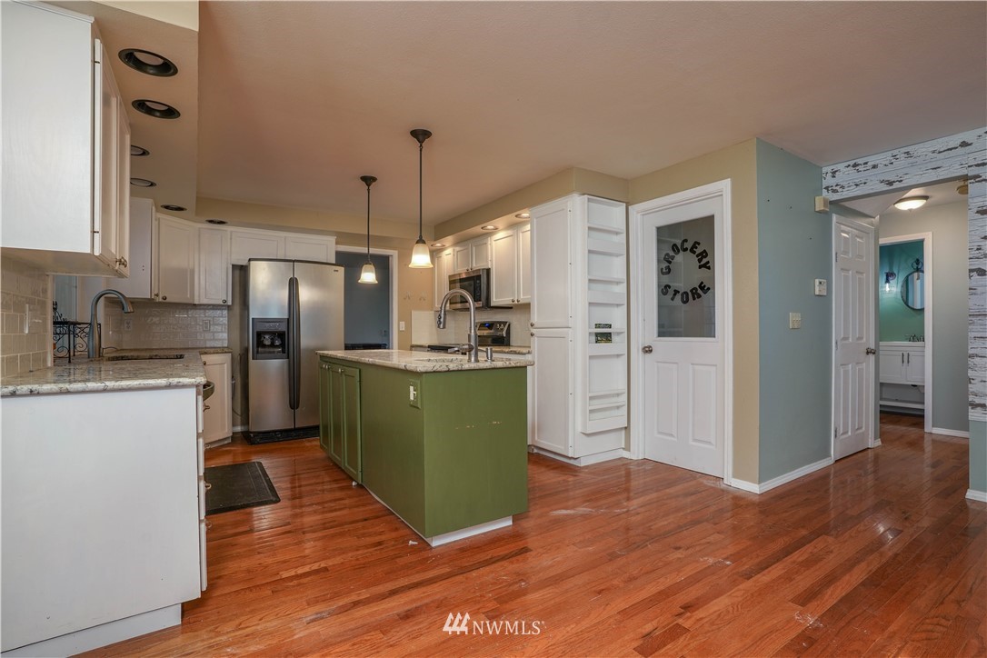 5716 Churchill Road Southeast Tenino, WA 98589 - Photo 9 of 39 Gallery Image 9