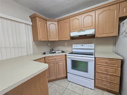 $194,999 | 4717 Northwest 50th Street, Tamarac, FL 33319