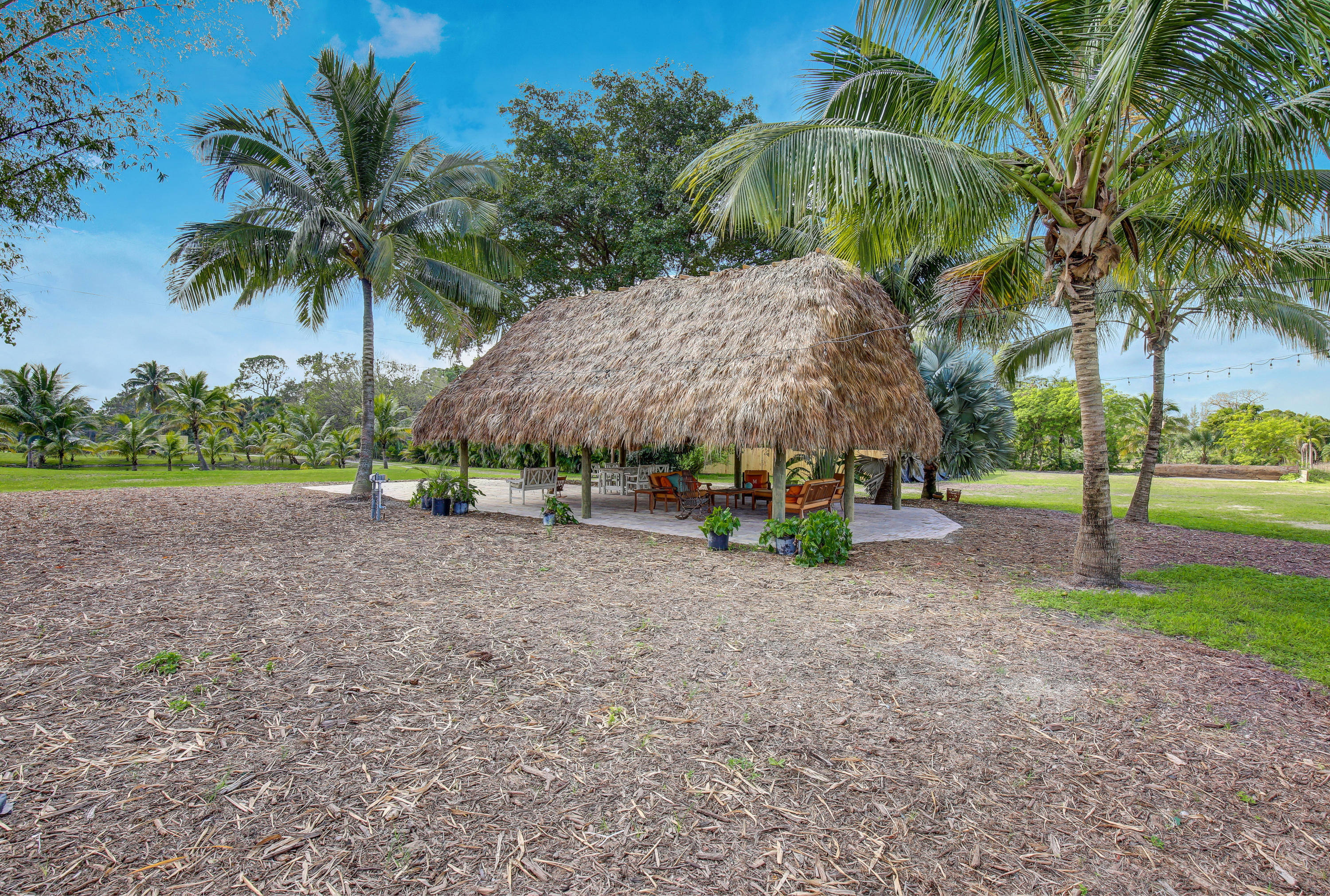 2285 D Road Loxahatchee Groves, FL 33470 - Photo 3 of 32 Chickee Hut