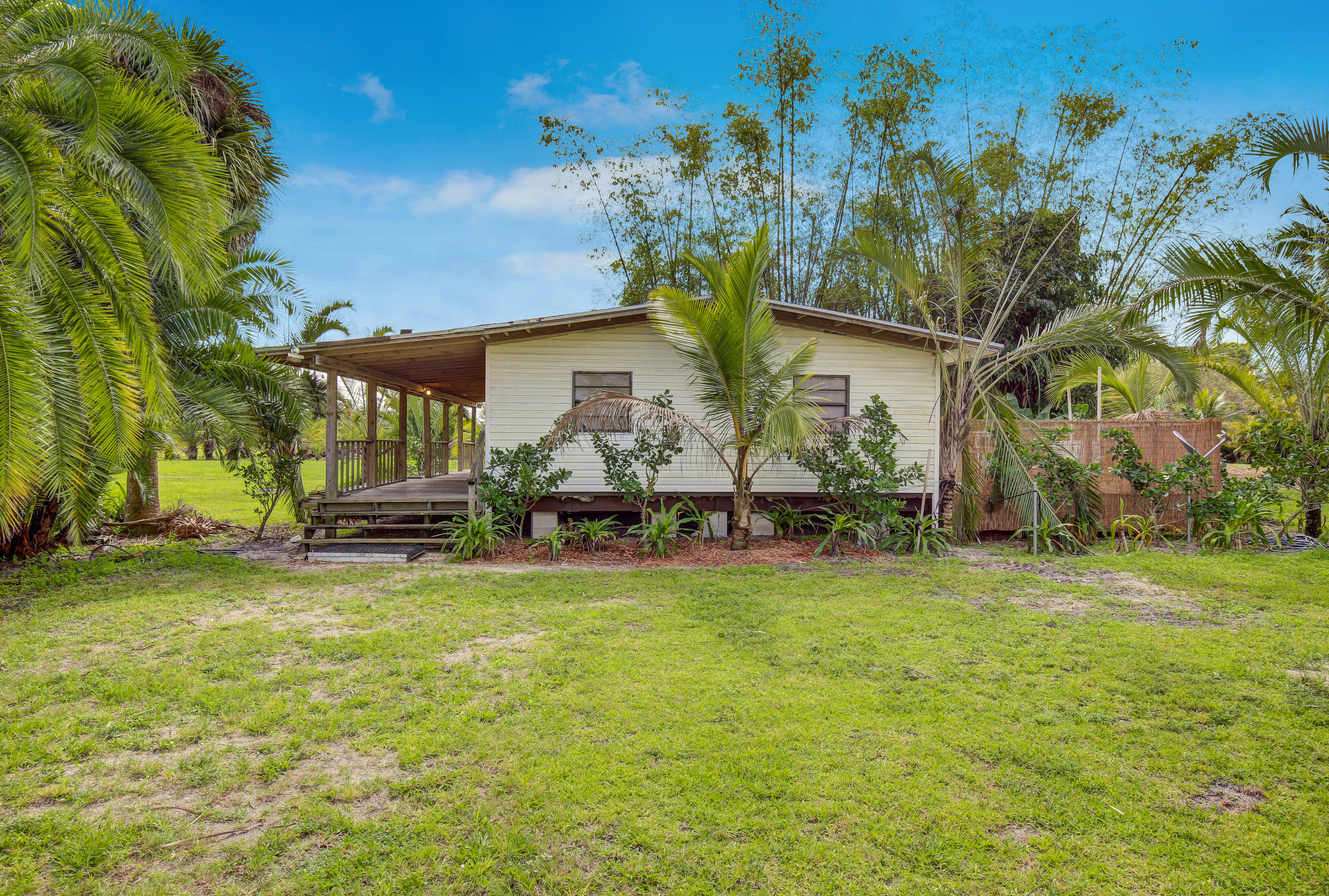 2285 D Road Loxahatchee Groves, FL 33470 - Photo 9 of 32 Mobile Home