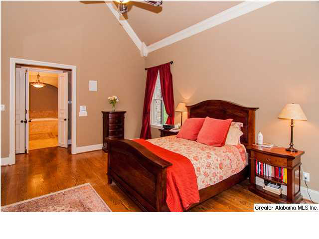 1925 Wellington Road Homewood, AL 35209 - Photo 15 of 32