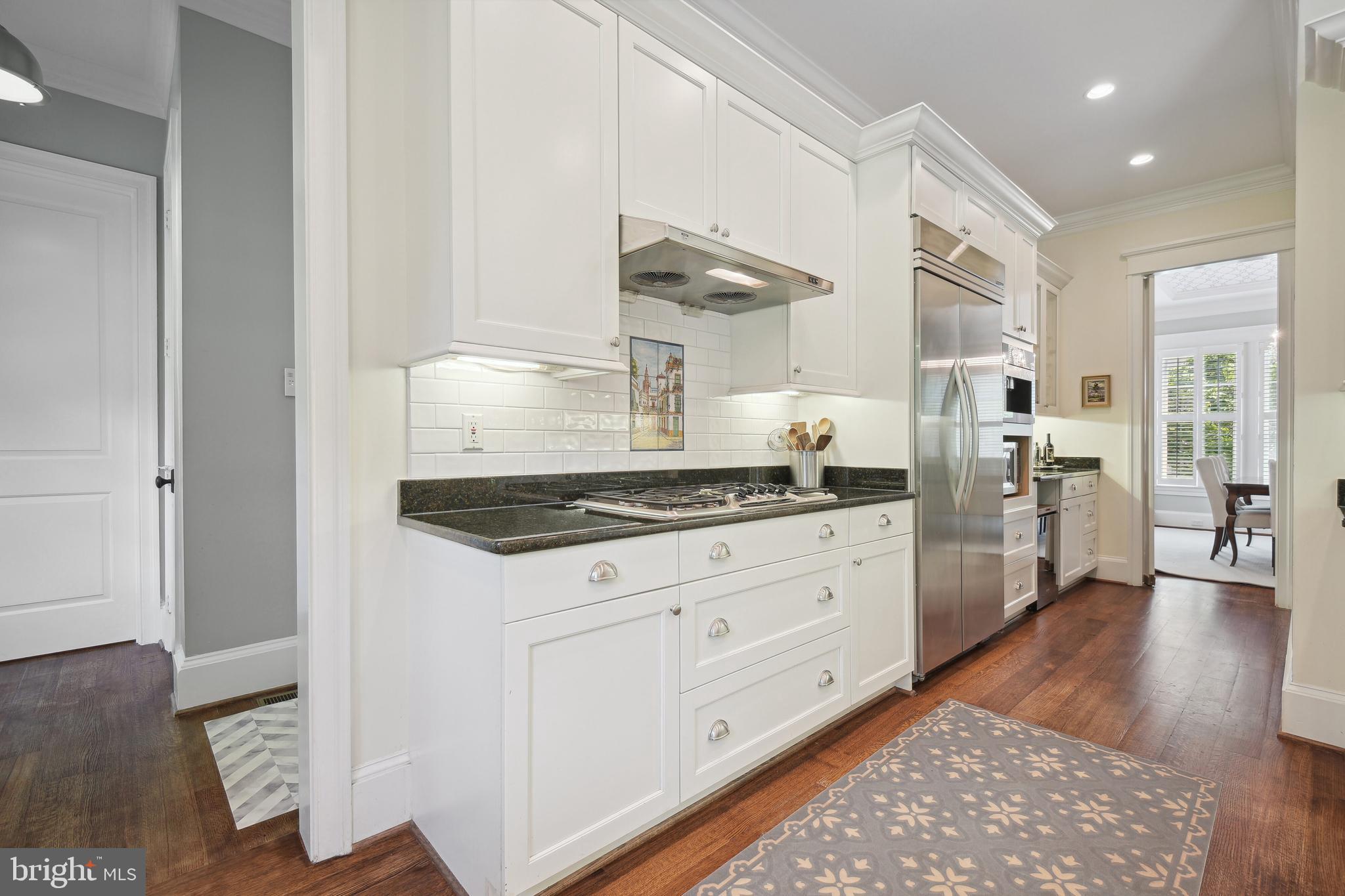 4317 Rosedale Avenue Bethesda, MD 20814 - Photo 18 of 46 Kitchen