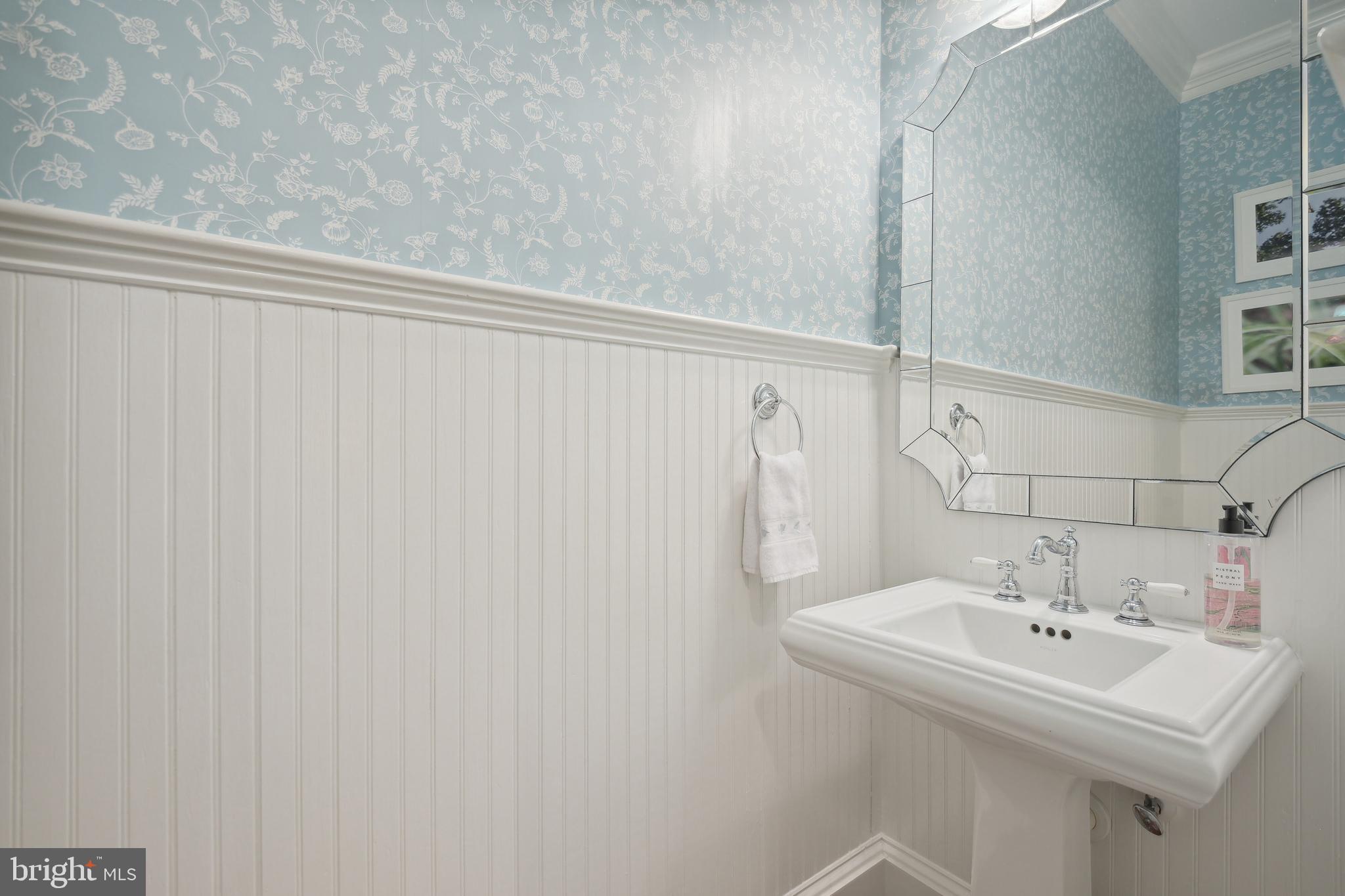 4317 Rosedale Avenue Bethesda, MD 20814 - Photo 21 of 46 Powder Room