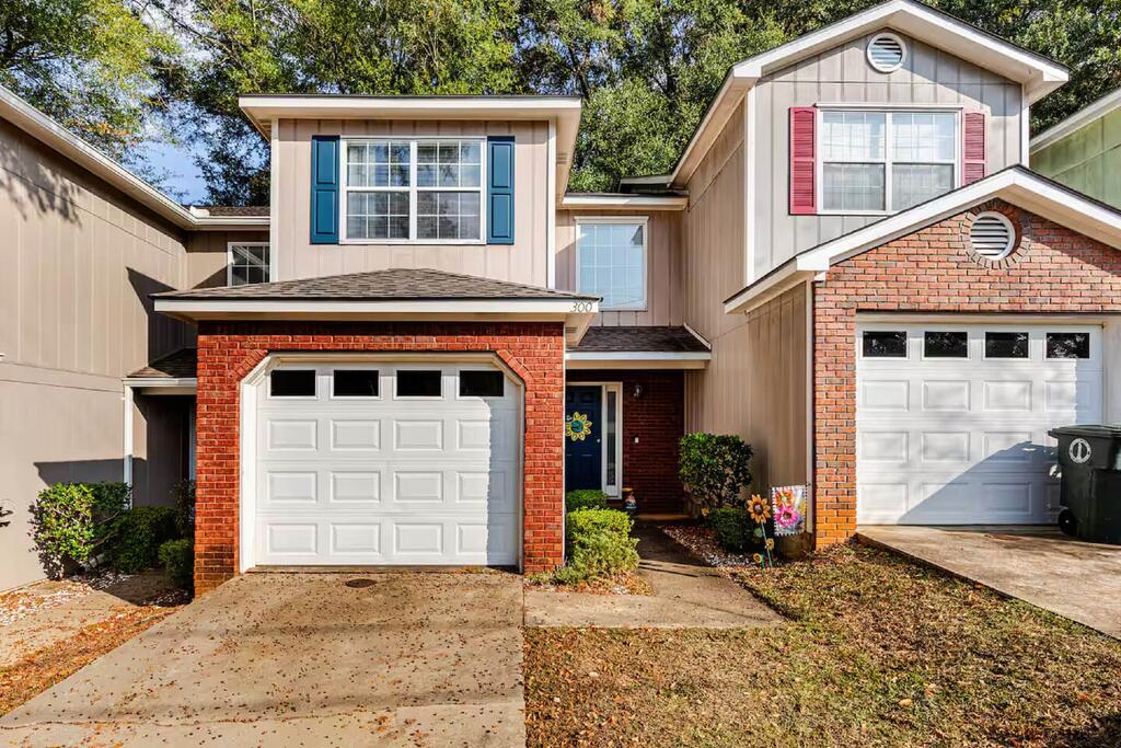 300 Ridgeway Drive Enterprise, AL 36330 - Photo 1 of 14 Gallery Image 1