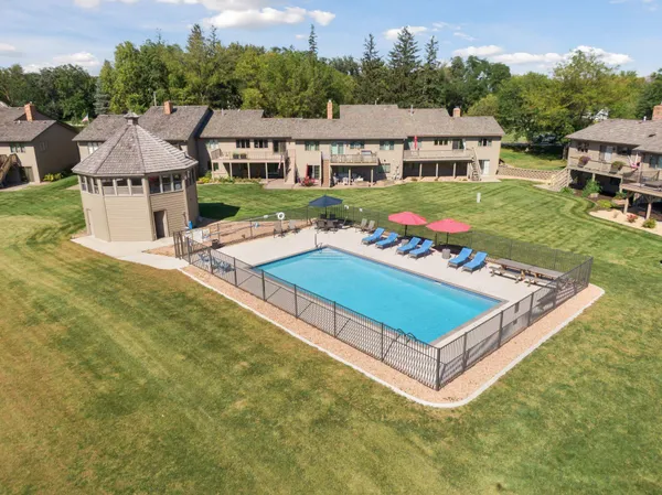 $495,000 | 972 Rolling Greens Lane, Hutchinson, MN 55350