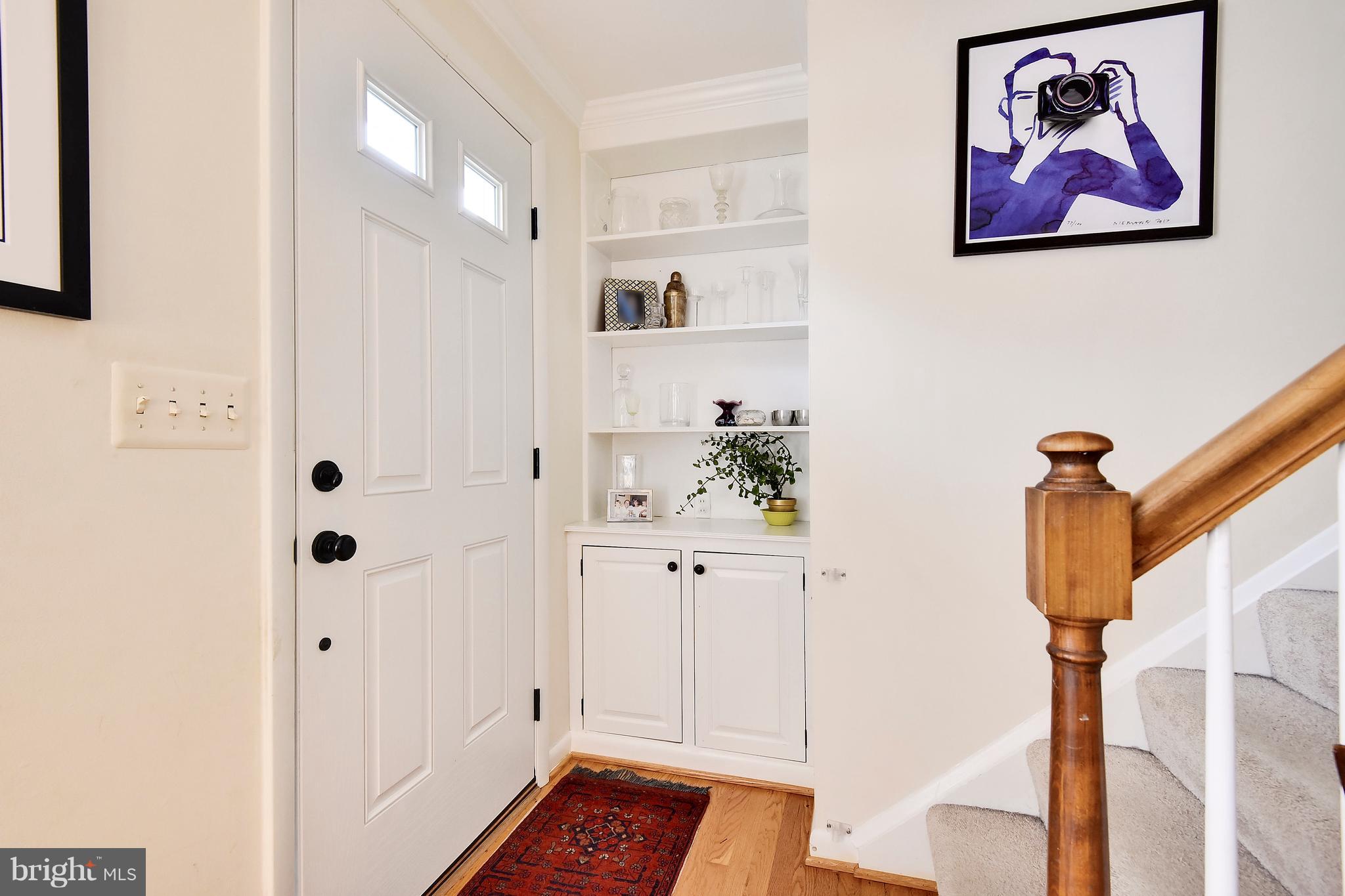 807 Chumleigh Road Baltimore, MD 21212 - Photo 2 of 33 Foyer