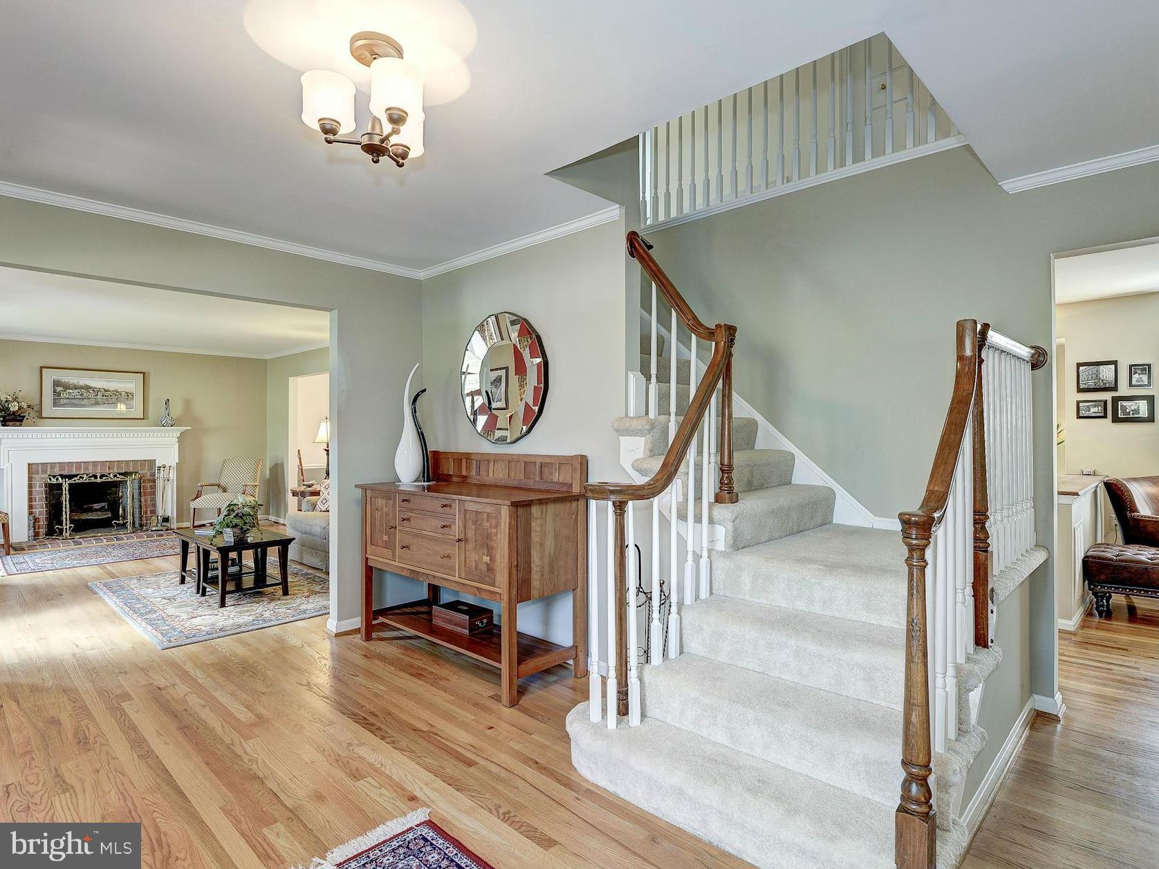 2018 Adams Hill Road Vienna, VA 22182 - Photo 2 of 30 Entrance Foyer