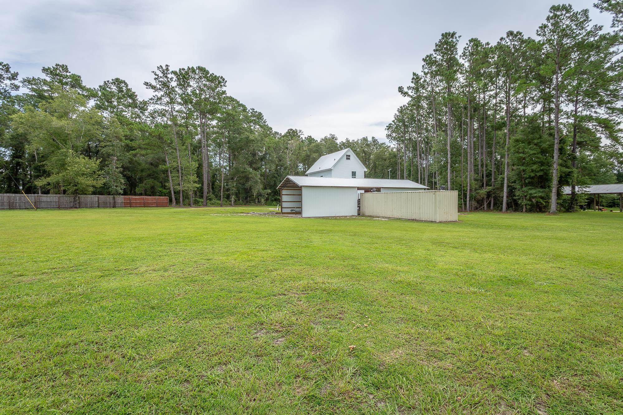 8256 Smith Creek Road Sopchoppy, FL 32358 - Photo 12 of 31