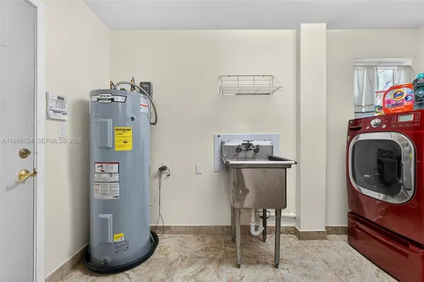 $3,599,000 | 6125 Southwest 109th Street, Pinecrest, FL 33156