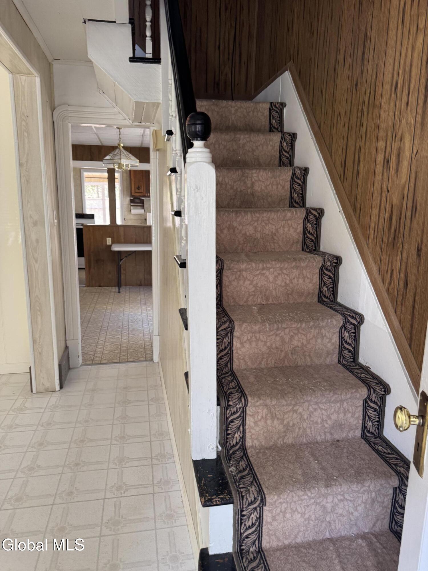 35 Cornell Street Schenectady, NY 12304 - Photo 8 of 18 8