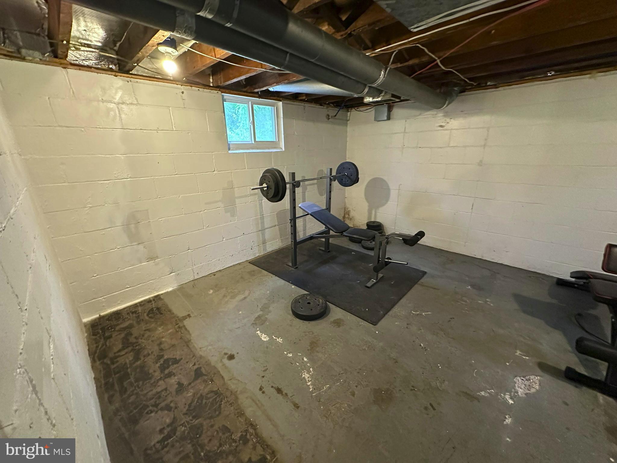 407 Upper Snake Spring Road Everett, PA 15537 - Photo 40 of 58 a view of a room with gym equipment