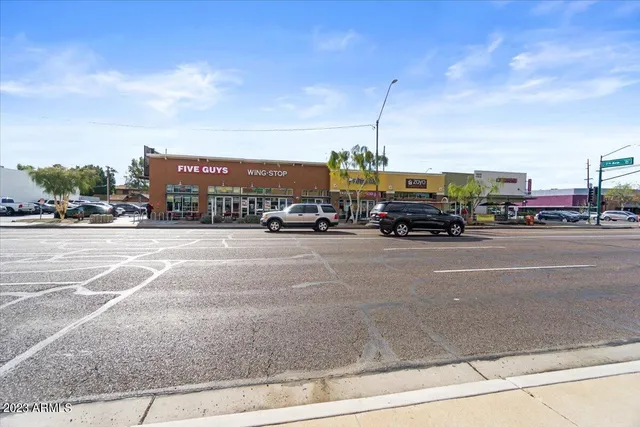 $3,500 | 514 West Palm Lane, Phoenix, AZ 85003