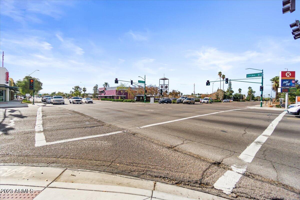 514 West Palm Lane Phoenix, AZ 85003 - Photo 32 of 36 Willow District III