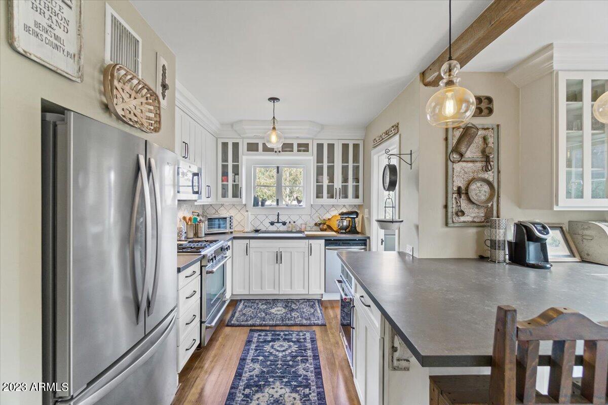 514 West Palm Lane Phoenix, AZ 85003 - Photo 6 of 36 Kitchen IV