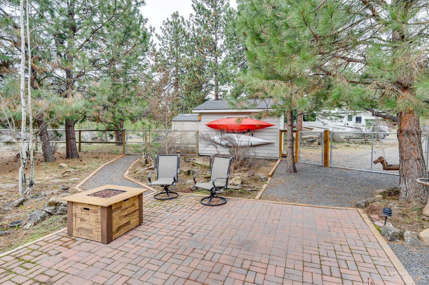 60370 Woodside Loop Bend, OR 97702 - Photo 20 of 25 Additional Photo