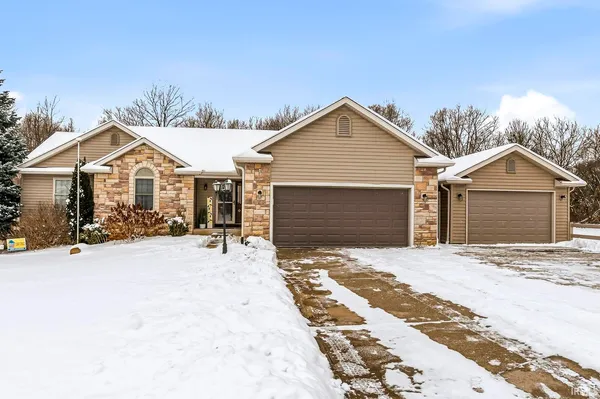 $425,000 | 57117 Garnet Lane, Goshen, IN 46528