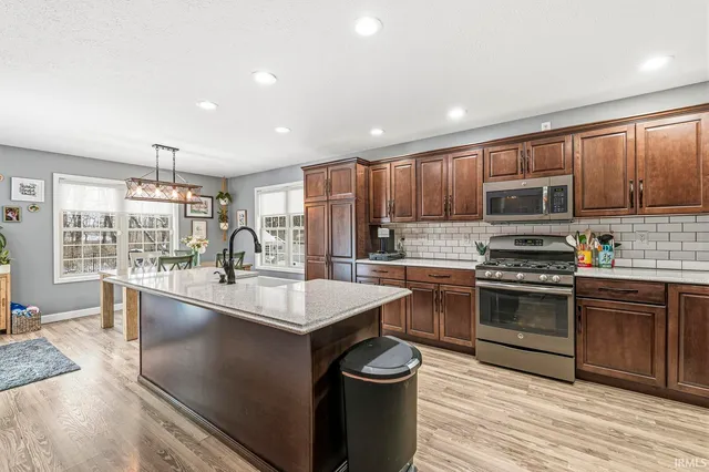 $429,900 | 57117 Garnet Lane, Goshen, IN 46528