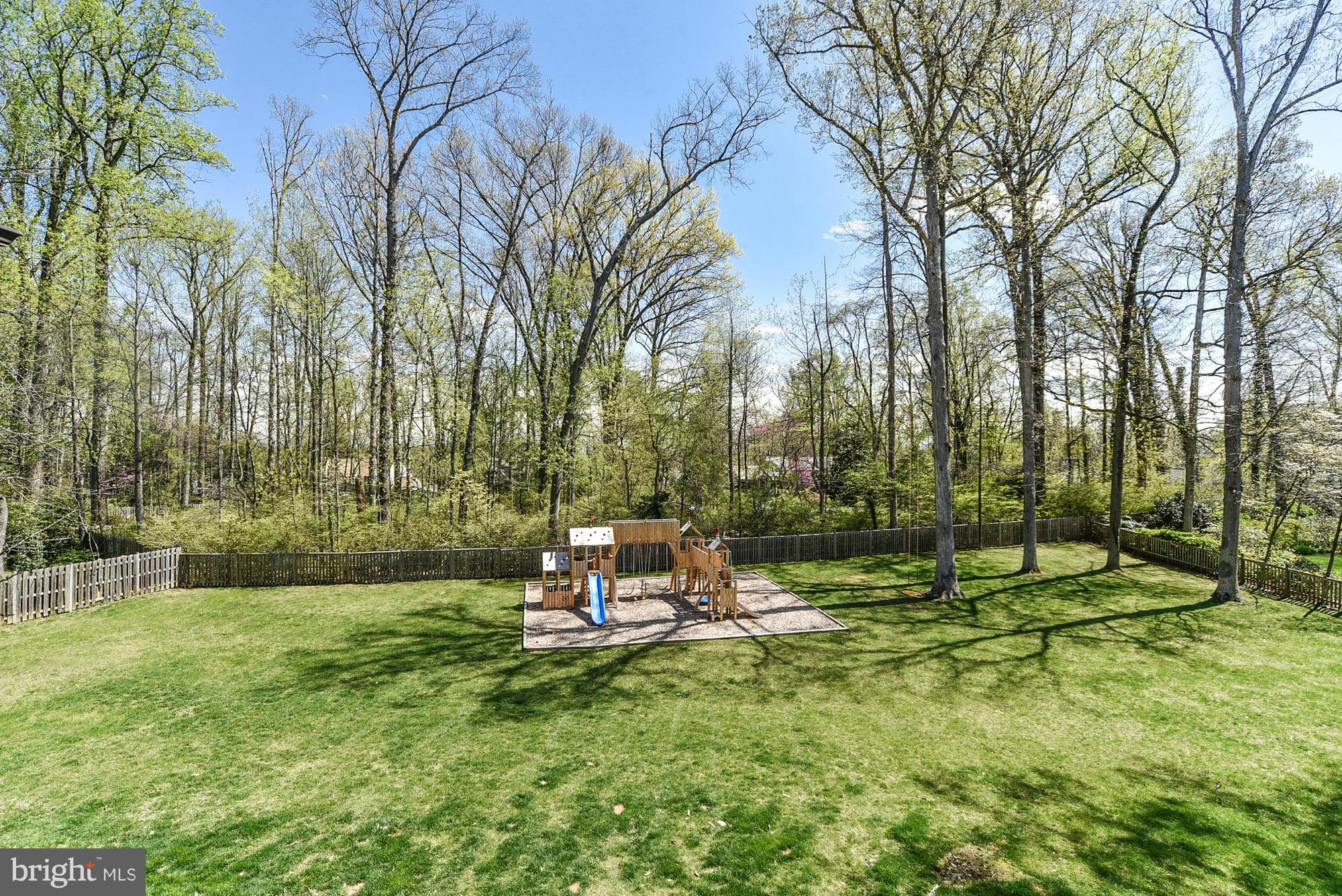 9101 Burning Tree Road Bethesda, MD 20817 - Photo 24 of 25 Exterior (Rear)