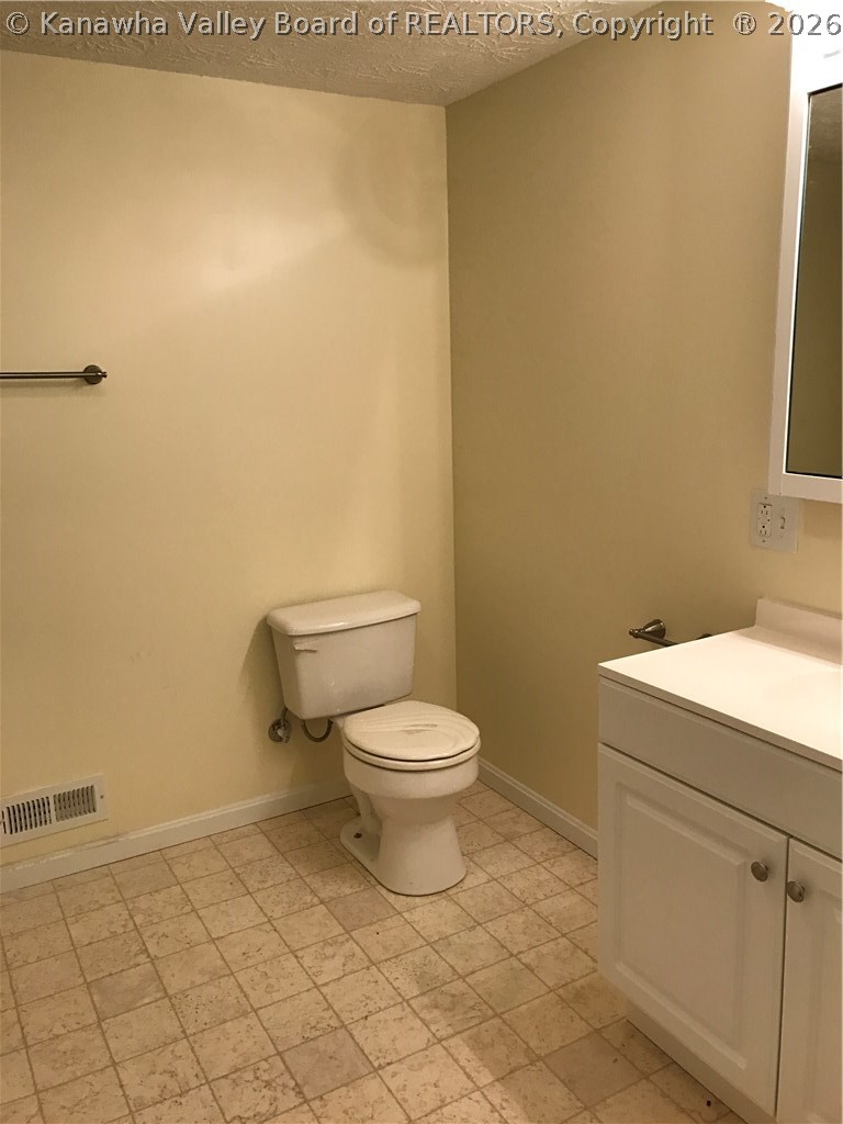 2048 Hunter Road Charleston, WV 25311 - Photo 6 of 10 Gallery Image 6