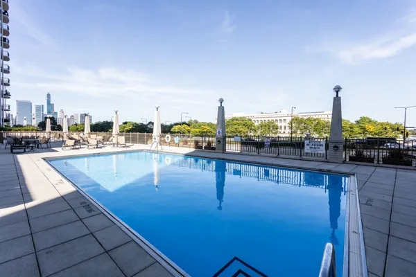 $439,000 | 125 East 13th Street, Unit 1012, Chicago, IL 60605