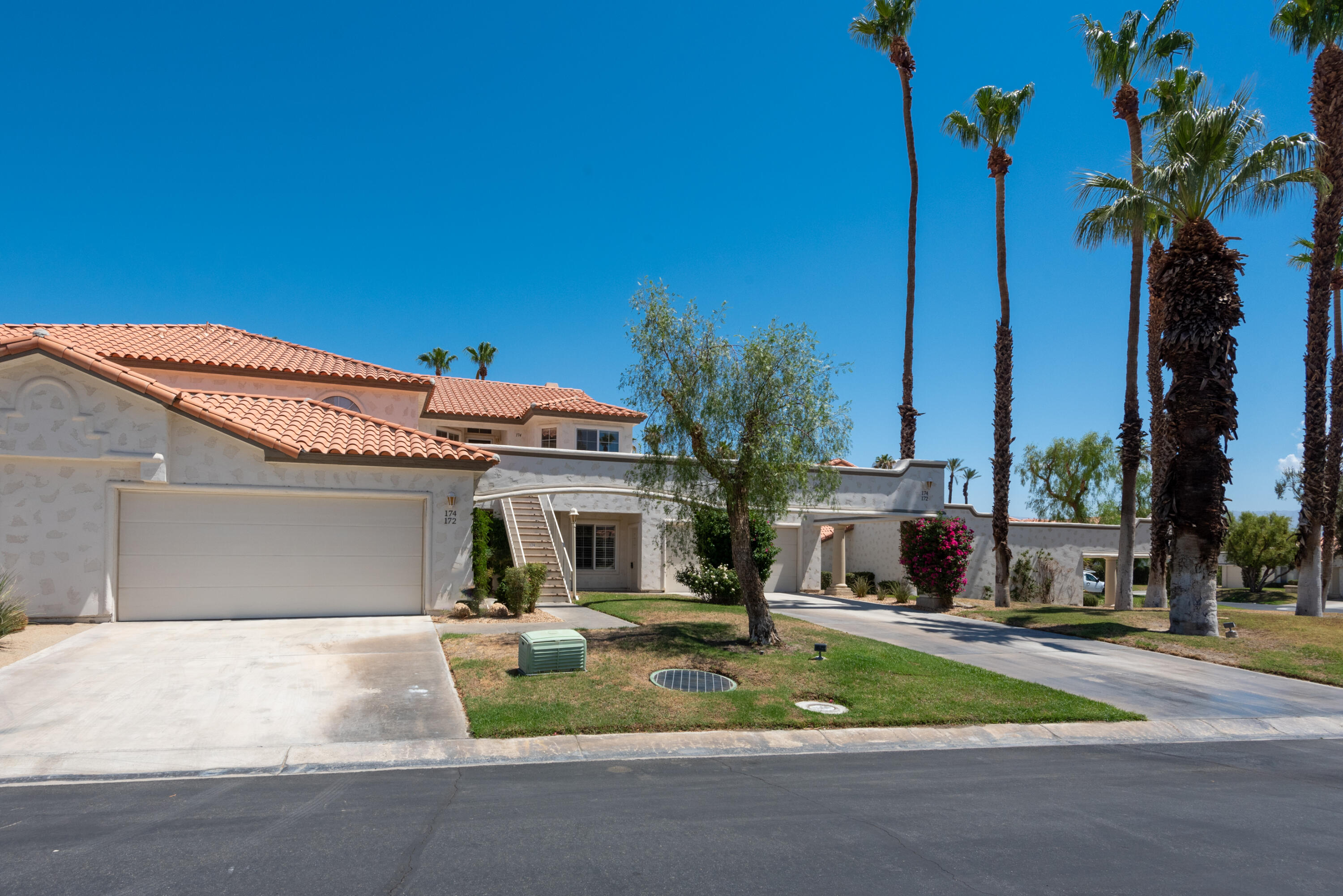 174 Firestone Drive Palm Desert, CA 92211 - Photo 3 of 45 174firestonedrive-hr-3