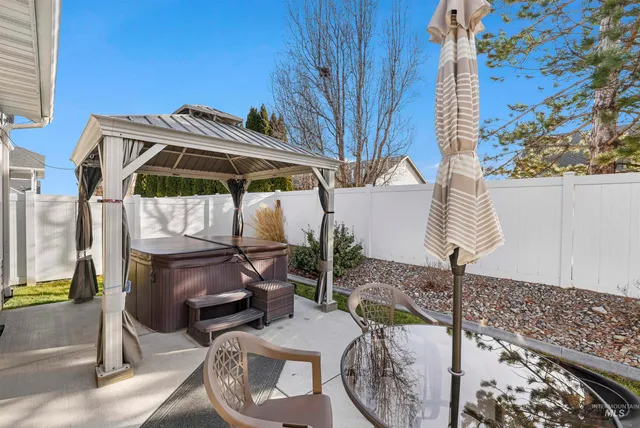 $569,000 | 2734 Meadowbrook Drive, Twin Falls, ID 83301