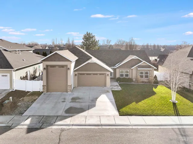 $569,000 | 2734 Meadowbrook Drive, Twin Falls, ID 83301