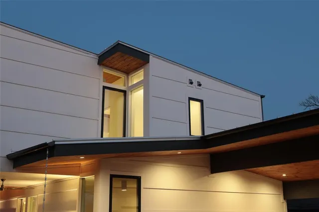 $499,000 | 715 North Elm Street, Sherman, TX 75090