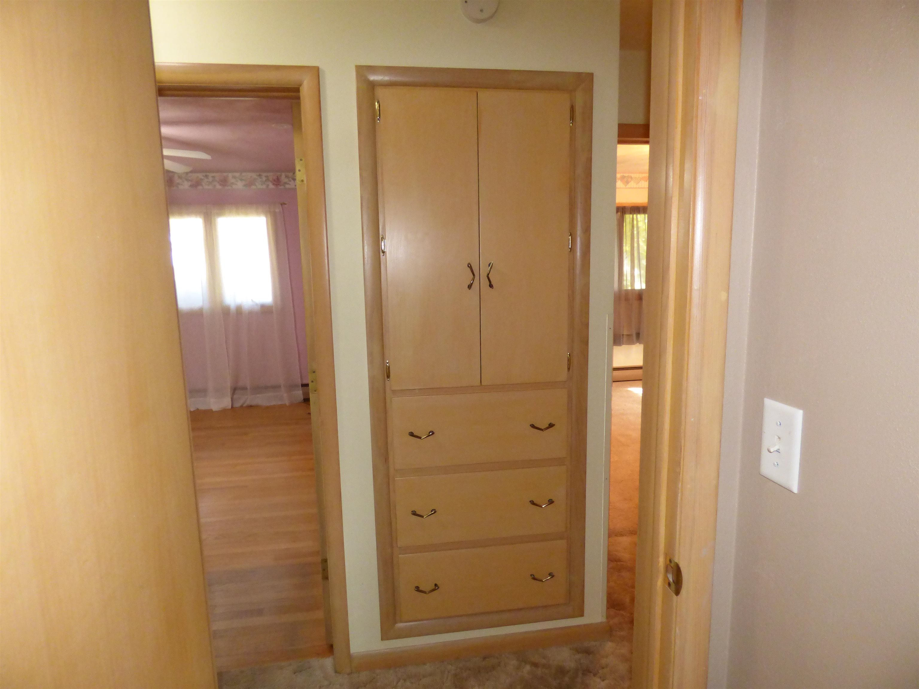 314 South Main Street Elizabeth, IL 61028 - Photo 14 of 43 view of a bathroom that has a door in it