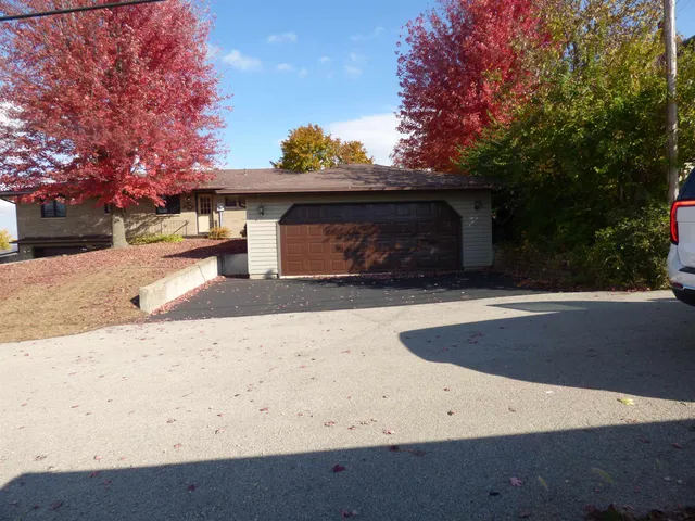 $269,900 | 314 South Main Street, Elizabeth, IL 61028