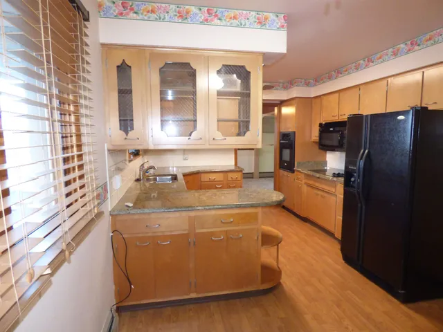 $269,900 | 314 South Main Street, Elizabeth, IL 61028