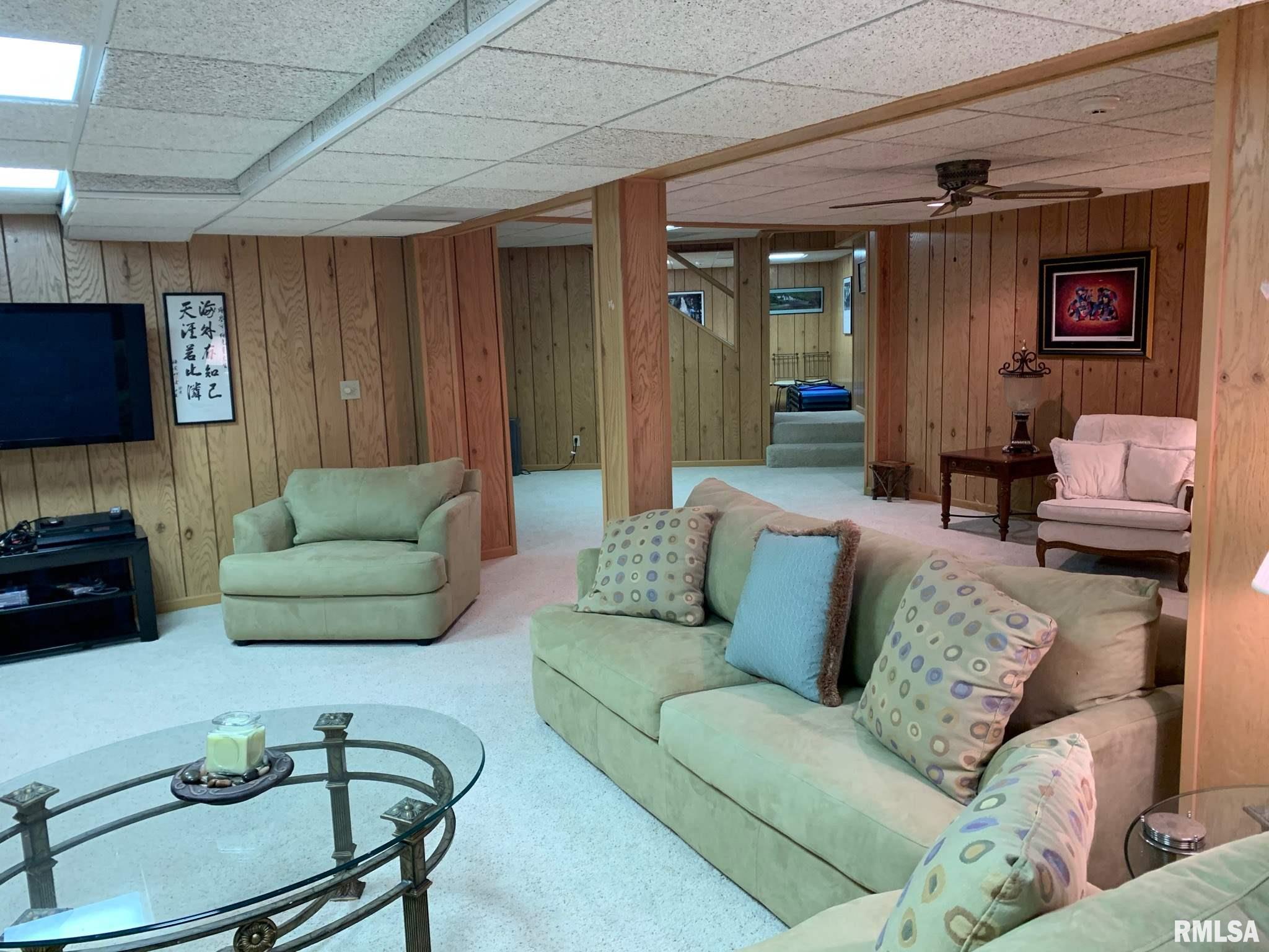 2530 Old Jacksonville Road Springfield, IL 62704 - Photo 19 of 23