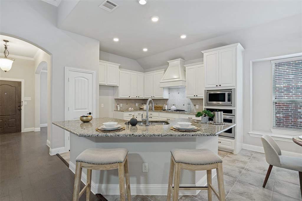 1815 Drake Drive Allen, TX 75002 - Photo 8 of 25