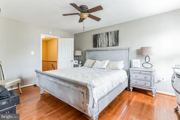 $3,250 | 4926 Carriagepark Road, Fairfax, VA 22032