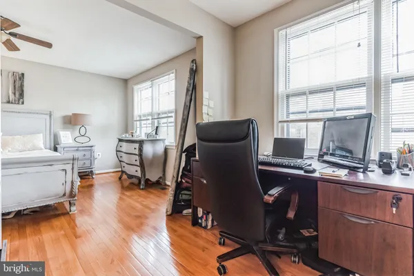 $3,250 | 4926 Carriagepark Road, Fairfax, VA 22032