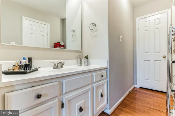 $3,250 | 4926 Carriagepark Road, Fairfax, VA 22032