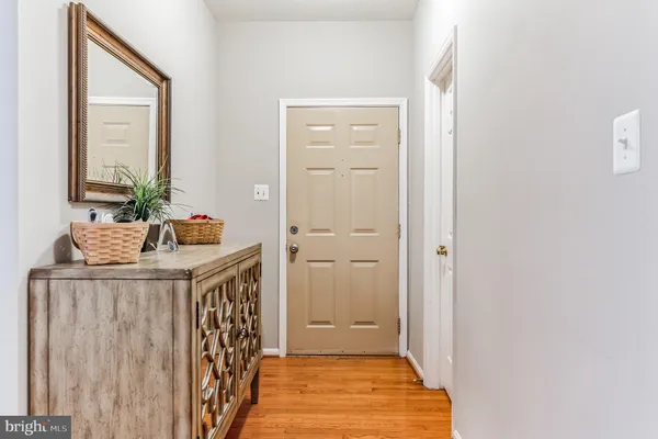 $3,250 | 4926 Carriagepark Road, Fairfax, VA 22032