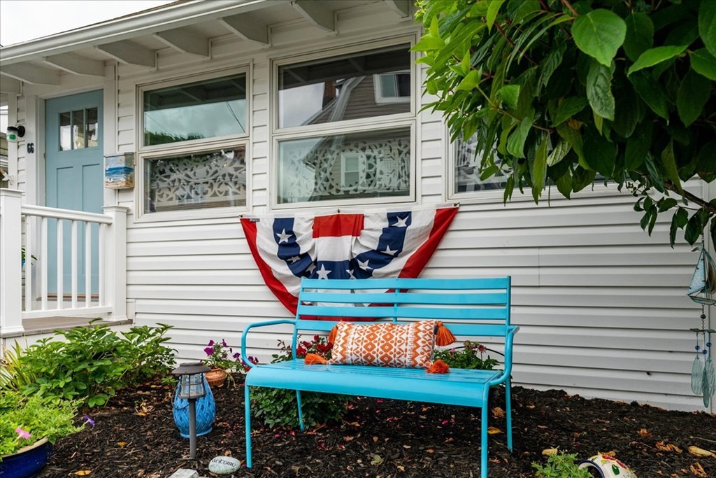 66 Lennox Road Nahant, MA 01908 - Photo 3 of 41 Gallery Image 3