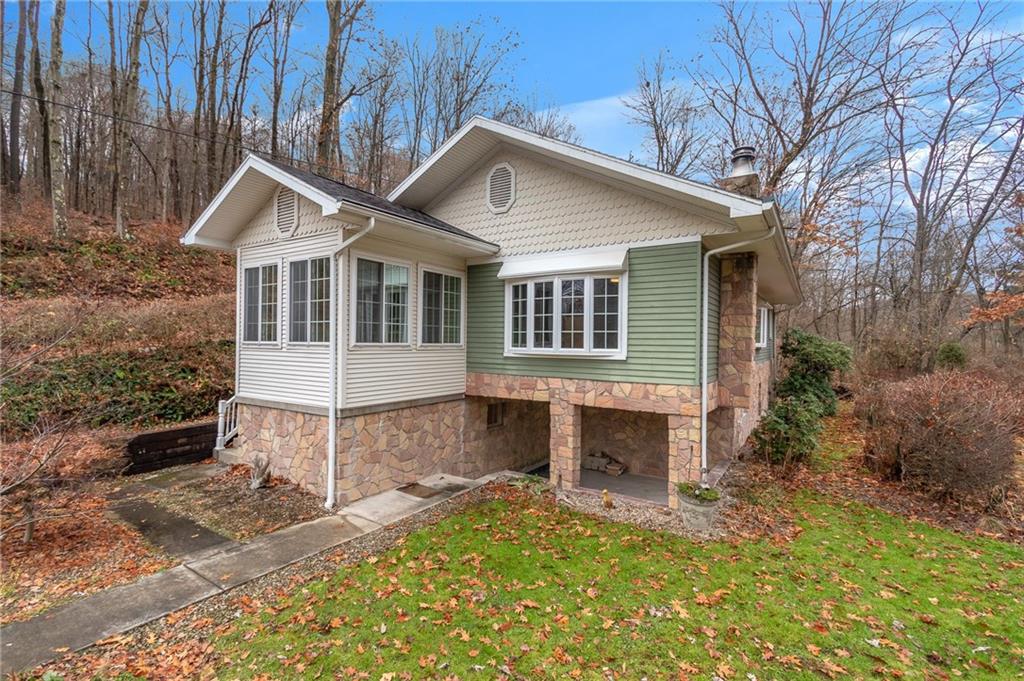293 Upper Service Road Hookstown, PA 15050 - Photo 2 of 20