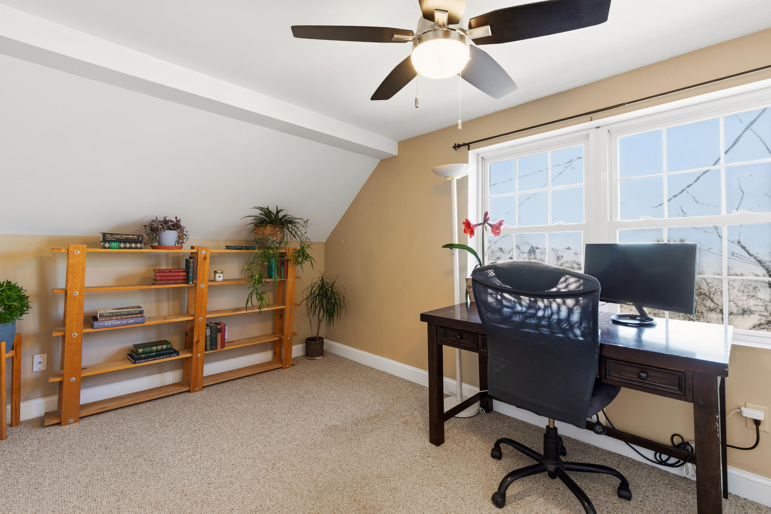 313 R Warren Avenue Portland, ME 04103 - Photo 19 of 41 313R Warren Ave_ Portland_ ME 04103_ USA