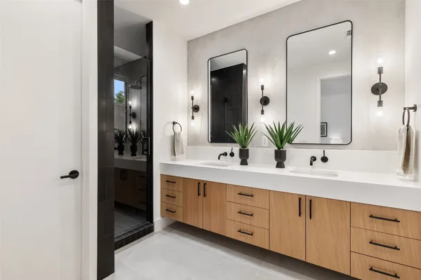 $2,250,000 | 2611 Oak Crest Avenue, Unit A & B, Austin, TX 78704