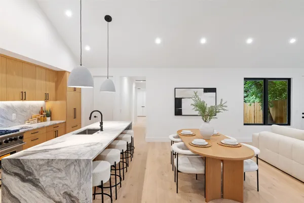 $2,250,000 | 2611 Oak Crest Avenue, Unit A & B, Austin, TX 78704