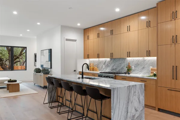 $2,250,000 | 2611 Oak Crest Avenue, Unit A & B, Austin, TX 78704