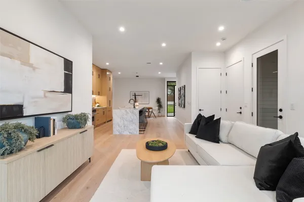 $2,250,000 | 2611 Oak Crest Avenue, Unit A & B, Austin, TX 78704